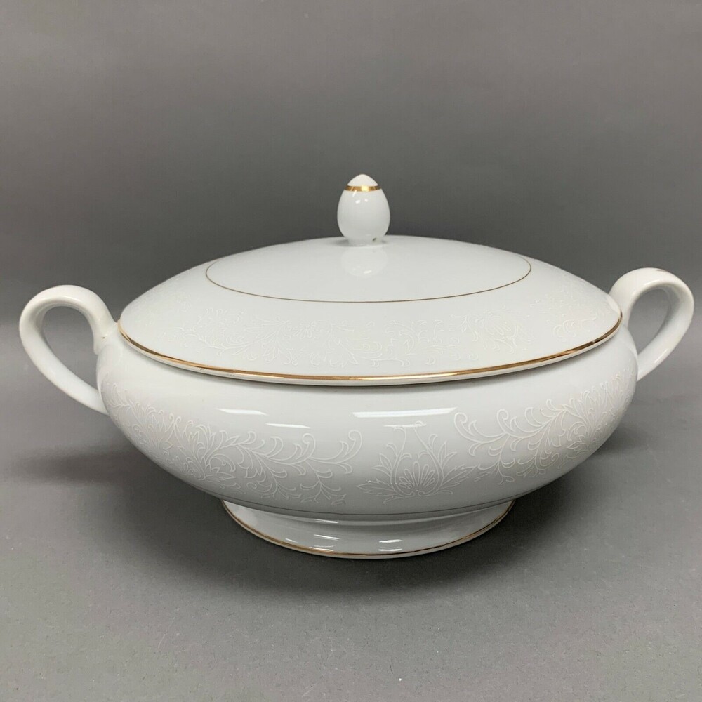 Touch of Gold Embassy Covered Vegetable Bowl Lid White Border Design Gold Trim